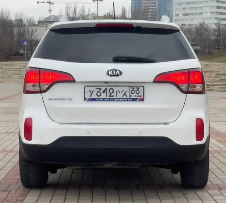 Kia sorento
2014 Год
Двигатель 2.4 бензин
Коробка автомат
Пробег 174тыс. Км
Автомобиль в отличном состоянии,
Авто обслужен от и до,
Вложения не требует не какого от слова совсем !
Комплектация
Кожаный салон
Электропривод зеркал
Полный привод
Помощь при спуске
Круизконтроль
Мультируль
Без ключевой доступ
Запуск старт stop
Камера заднего вида
Климат контроль двух зоны
Подогрев сидений
Подогрев зеркал
Подогрев дворников
Подогрев руля
Антибликовое зеркало
Датчик света
Датчик дождя
Два ключа
Abs
Esp
Airbag
Бортовой компьютер
Четыре стеклоподъемника
С документами все в полном порядке,
Продажа с полным переоформлением в гаи
Г. Донецк
Цена 1.625.000
Звоните остальное по тел.
+79496447942
Возможно продажа в кредит - фотография - 5