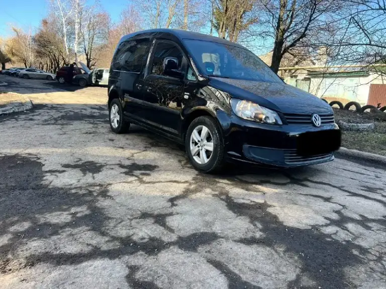 Продам volkswagen caddy минивэн автомобиль в идеальном состоянии 2014 г. Выпуска 80 000 родного пробега самая полная комплектация круиз контроль подогрев сидений электростеклопакет абс антизанос все что нужно для комфортной езды автомобиль сделан на две двери очень удобно автомобильный весь в заводском окрасе один хозяин с автосалона два комплекта колёс на титановых дисках ходовая вся идеальная масла фильтра заменил автомобиль полностью новый автомобиль хранился в тёплым сухом гараже звоните в любое время +79496645504 цена 700тысяч
📞 Звоните: +7(949)6645504 - фотография - 7