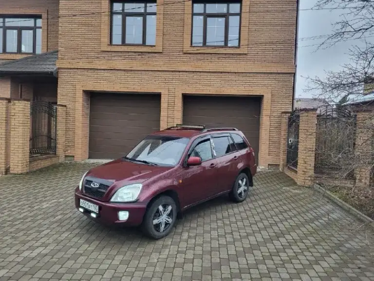 Продам авто chery tiggo 2.0 (чери тигго)
Цена: 395.000руб
Пробег: 121.000
Год выпуска: 2009 год
Город: донецк
Номер: +7 949 086 06 31( telegram)
Автомобиль покупался новым в автосалоне в донецке, в одних руках с момента покупки, двигатель в отличном состояние, ходовая часть перебранна, коробка без нареканий, хорошая комплектация, полный электро пакет, электро зеркала, мультируль, подогревы сидений, рабочий кондиционер, штатная сигнализация, стёкла все родные, новый аккамулятор, два ключа.
По кузову отлично сохранился для своих лет.
Хороший семейный автомобиль.
Звоните пишите.
📲 Tg: ⚡️
📞 Звоните: +7(949)0860631 - фотография - 1