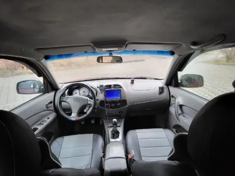 Продам авто chery tiggo 2.0 (чери тигго)
Цена: 395.000руб
Пробег: 121.000
Год выпуска: 2009 год
Город: донецк
Номер: +7 949 086 06 31( telegram)
Автомобиль покупался новым в автосалоне в донецке, в одних руках с момента покупки, двигатель в отличном состояние, ходовая часть перебранна, коробка без нареканий, хорошая комплектация, полный электро пакет, электро зеркала, мультируль, подогревы сидений, рабочий кондиционер, штатная сигнализация, стёкла все родные, новый аккамулятор, два ключа.
По кузову отлично сохранился для своих лет.
Хороший семейный автомобиль.
Звоните пишите.
📲 Tg: ⚡️
📞 Звоните: +7(949)0860631 - фотография - 7