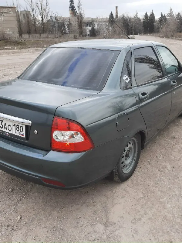 Ваз приора, 2011 г. В. , 1.6 (16 кл), мкпп, 158 000 км продаю свою приору 2011 года (я 4-й хозяин по птс). Родной пробег 158 000 км. Езжу каждый день. Кузов живой, ровный, цвет зеленый металлик. Денег на обслуживание не жалели — ставили только качественные брендовые запчасти. По технике вложений ноль — сел и поехал! Мотор 1.6, 16 клапанов («шестнарь») гур передние электростеклоподъемники установлены безвтыковые поршня (клапана не гнет!) комплект грм gates (заменен 20 000 км назад) новые катушки зажигания bremi и свечи ngk новое сцепление luk (заменено 20 000 км назад) новый дроссель 54 мм поменяны все радиаторы, все патрубки заменены на силиконовые новый аккумулятор подвеска полностью перебрана: стоят стойки ss20 -30мм в круг свежие тормоза - brembo кузов поварен и полностью обработан антикором полный выхлоп «гранта спорт» (паук 4-1, трасса 51 мм) — звучит приятно и басисто сделана хорошая шумоизоляция (двери, пол, капот, багажник) — в салоне действительно тихо 2 комплек
📞 Звоните: +7(949)4069153 - фотография - 4