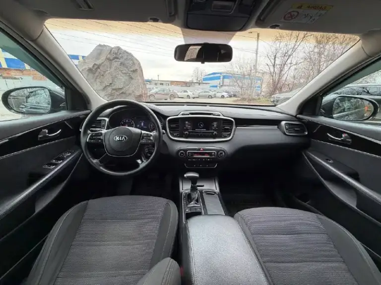 В продаже ✅
Kia sorento prime (рест)
2018Г.
2,4 Ат бенз
148 Тыс бег🏃
Дилерский, не превезенка 🚘
На хорошей технике‼️
Большой внедорожник🤩
Хорошая автотека✅
Витрина есть✅
На чистых документах‼️
По вопросам ⬇️⬇️⬇️
+79995035990 Женя
Тг t. Me/evgeniy_avd_auto
Старт цен на авито от
2 175 000 И то в москве
Моя цена 1 995 000 тыс. 🍯
Запас по цене от 200тыс.
Автотека
📲 Tg: @evgeniy_avd_auto
📞 Звоните: +7(999)5035990 - фотография - 3