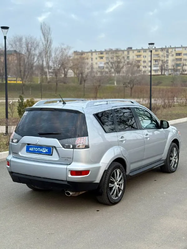 🇯🇵 Mitsubishi outlander

💰Цена: 1 100 000р
🏢Город: мариуполь
📅Год выпуска: 2009
🧾Пробег: 198 507км.
⚙️Двигатель: 2.0
⛽Топливо: бензин/газ
⚙️Кпп: автомат

📞 Телефон:

+7-949-727-41-51
+7-989-263-55-56
+7-949-551-91-52

💾 Описание:

Mitsub. .. >✅ южная эксплуатация.
✅ Техническая часть на 5+
✅ Оригинальный пробег.
✅ Салон как новый.
✅ Салон трансформер.

✅ Отличная комплектация:

❄️ Кондиционер, подогрев сидений, гур, abs, птф, кожаный мультируль, центральный замок, tesla магнитола с камерой заднего вида, хорошая летняя резина на красивых литых дисках.

Улица шевченко 2️⃣6️⃣9️⃣

🏦 Возможна продажа в кредит по двум документам. - фотография - 4