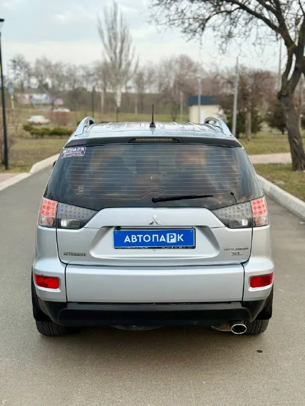 🇯🇵 Mitsubishi outlander

💰Цена: 1 100 000р
🏢Город: мариуполь
📅Год выпуска: 2009
🧾Пробег: 198 507км.
⚙️Двигатель: 2.0
⛽Топливо: бензин/газ
⚙️Кпп: автомат

📞 Телефон:

+7-949-727-41-51
+7-989-263-55-56
+7-949-551-91-52

💾 Описание:

Mitsub. .. >✅ южная эксплуатация.
✅ Техническая часть на 5+
✅ Оригинальный пробег.
✅ Салон как новый.
✅ Салон трансформер.

✅ Отличная комплектация:

❄️ Кондиционер, подогрев сидений, гур, abs, птф, кожаный мультируль, центральный замок, tesla магнитола с камерой заднего вида, хорошая летняя резина на красивых литых дисках.

Улица шевченко 2️⃣6️⃣9️⃣

🏦 Возможна продажа в кредит по двум документам. - фотография - 5