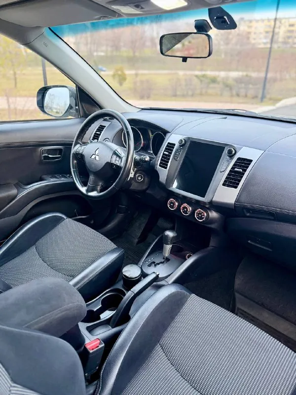 🇯🇵 Mitsubishi outlander

💰Цена: 1 100 000р
🏢Город: мариуполь
📅Год выпуска: 2009
🧾Пробег: 198 507км.
⚙️Двигатель: 2.0
⛽Топливо: бензин/газ
⚙️Кпп: автомат

📞 Телефон:

+7-949-727-41-51
+7-989-263-55-56
+7-949-551-91-52

💾 Описание:

Mitsub. .. >✅ южная эксплуатация.
✅ Техническая часть на 5+
✅ Оригинальный пробег.
✅ Салон как новый.
✅ Салон трансформер.

✅ Отличная комплектация:

❄️ Кондиционер, подогрев сидений, гур, abs, птф, кожаный мультируль, центральный замок, tesla магнитола с камерой заднего вида, хорошая летняя резина на красивых литых дисках.

Улица шевченко 2️⃣6️⃣9️⃣

🏦 Возможна продажа в кредит по двум документам. - фотография - 9