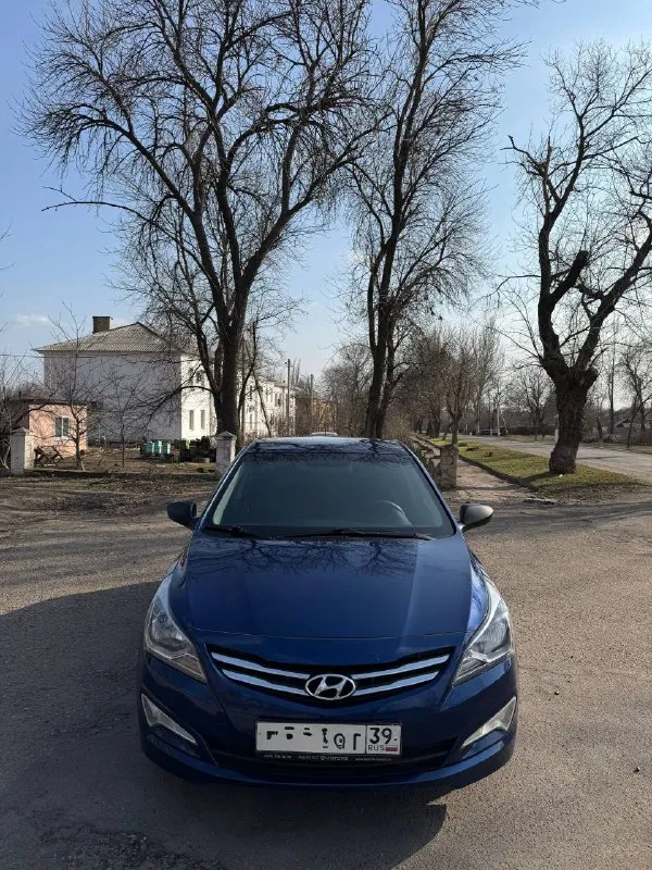 Hyundai solaris рестайлинг 2015 года
Оригинальный пробег 210 тысяч километров
Коробка шести ступенчатый автомат, работает отлично
Авто в хорошем состоянии по кузову и по технике, не требует никаких вложений
Двигатель 1.6 работает отлично, масло менялось каждые 8 тысяч
Кондиционер, печка, подогрев сидений, магнитола - всё работает без нареканий
Дополнительно установлена сигнализация
На машине никогда не таксовали, в салоне не курили, пластик не затертый, сиденья были в чехлах большую часть времени, салон в отличном состоянии
У авто один владелец за все время, полностью в родном окрасе, а также заводское остекление
Юридически полностью чистая машина, без штрафов, залогов и запретов
Буду присутствовать в мрэо
Дополнительные фото и видео пришлю по запросу, пишите
Также в продаже kia rio

Цена - 975 тысяч рублей, торг уместен при осмотре
Моспино, пролетарский район
Звоните +79490079659 - фотография - 1