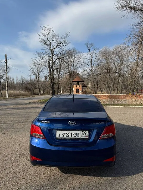 Hyundai solaris рестайлинг 2015 года
Оригинальный пробег 210 тысяч километров
Коробка шести ступенчатый автомат, работает отлично
Авто в хорошем состоянии по кузову и по технике, не требует никаких вложений
Двигатель 1.6 работает отлично, масло менялось каждые 8 тысяч
Кондиционер, печка, подогрев сидений, магнитола - всё работает без нареканий
Дополнительно установлена сигнализация
На машине никогда не таксовали, в салоне не курили, пластик не затертый, сиденья были в чехлах большую часть времени, салон в отличном состоянии
У авто один владелец за все время, полностью в родном окрасе, а также заводское остекление
Юридически полностью чистая машина, без штрафов, залогов и запретов
Буду присутствовать в мрэо
Дополнительные фото и видео пришлю по запросу, пишите
Также в продаже kia rio

Цена - 975 тысяч рублей, торг уместен при осмотре
Моспино, пролетарский район
Звоните +79490079659 - фотография - 10