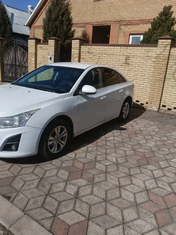 Продам chevrolet cruze
▪Машина 2013 года, в хорошем состоянии,
Не дымит не троит, работает каждая кнопка
▪Пробег 245.000,1.8 автомат ✅
▪Салон кожаный чистый и ухоженный✅
▪Один комплект резины, два ключа✅
▪Полная комплектация ✅
▪Цена 680.000 тысяч, от машины не избавляюсь реальному покупателю будет торг!💸
▪Осмотр:город харцызск
▪Номер:+79494504484
▪Я хозяин, любое переоформление, автотека зеленьhttps://autoteka. Ru/report/web/uuid/03276521-d6c7-43f8-87a6-e. . - фотография - 2