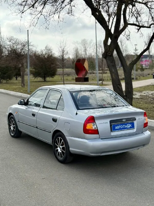 🇰🇵 Hyundai accent
💰Цена: 370 000р.
🏢Город: мариуполь
📅Год выпуска: 2003
🧾Пробег: 293 750 км.
⚙️Двигатель: 1.5
⛽Топливо: бензин
⚙️Кпп: механика
📞 Телефон:
+7-949-727-41-51
+7-949-551-91-52
+7-989-263-55-56
💾 Описание:
Hyundai accent (тагаз) — это надежный и популярный автомобиль, с высокой надежностью и не дорогим обслуживанием.
✅ Отличное техническое и внешнее состояние
✅ Кузов без коррозии
✅ Оригинальный пробег
✅ Южная эксплуатация
Кондиционер, гур, два стеклоподъемника, литые диски на хорошей резине.
➕Автомобиль с пройденным техническим осмотром и готов к переоформлению.
Улица шевченко 2️⃣6️⃣9️⃣
🏦 Возможна продажа в кредит по двум документам. - фотография - 4