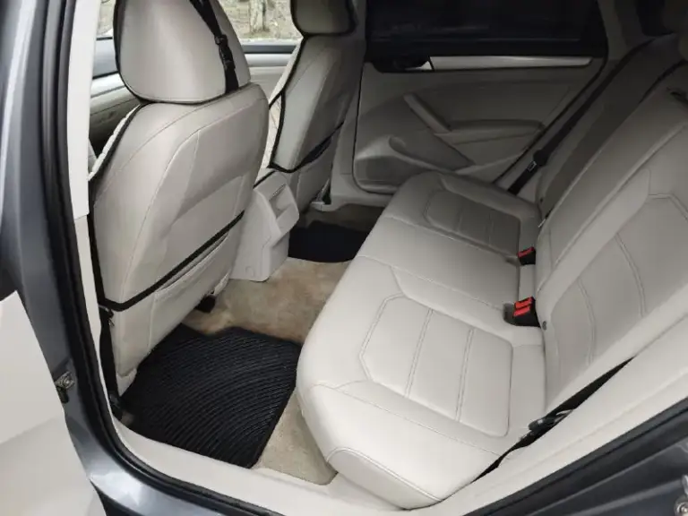 Продам volkswagen passat b7 2015г 1.8 turbo. Коробка автомат aisin! Пробег 200000км. Автомобиль в хорошем состоянии. Один владелец по птс. Масла и фильтра поменяны. И коробка работают отлично (масло не берет). Автомобиль обслужен! Комплектация: старт/стоп, бесключевой доступ, подогревы, камера заднего вида, громкая связь и т. Д. Цена: 1 200 000₽. Возможен обмен на микроавтобус или паркетник.
Тел. +79493054107
📲 Tg: °maks°😎
📞 Звоните: +7(949)3054107 - фотография - 8