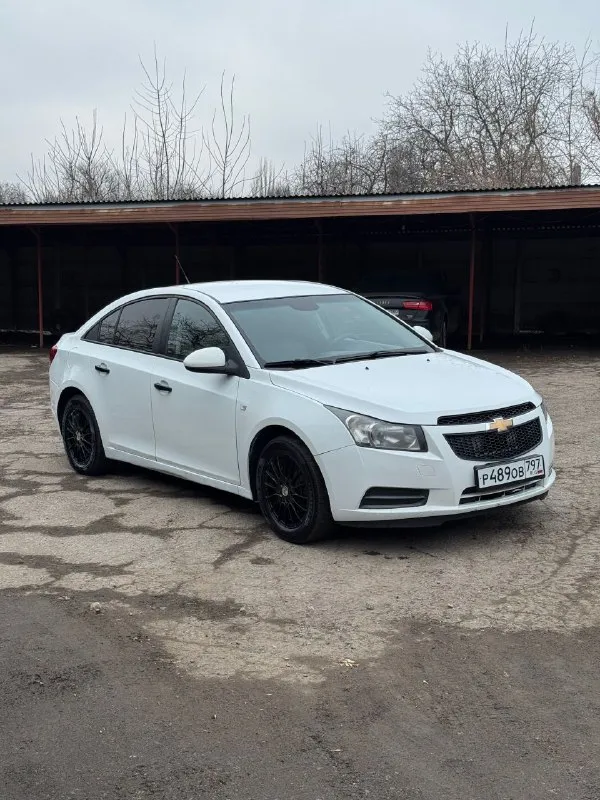 Chevrolet cruze 2012 1.6 мкпп
Цена: 695.000₽ + разумный торг реальному покупателю
Chevrolet круз
- Пробег 140.000 км (родной)
- 2 Ключа
- Мотор коробка в отличном состоянии нареканий нет, не дымит не троит, делать ничего не нужно сел и поехал
- Салон как новый, чистый ухоженный
- Зимняя резина
- Комплектация 2 эл. Стеклоподъемника, подогрев сидений, подогрев заднего стекла, эл. Регулировка зеркал, стоит хороший свет
- Печка, кондиционер все работает
- Документы кристально чистые, без штрафов, запретов и т. Д
Переоформление без проблем могу присутствовать в мрэо
Осмотр макеевка
Тел: +79490976176
📞 Звоните: +7(949)0976176 - фотография - 2