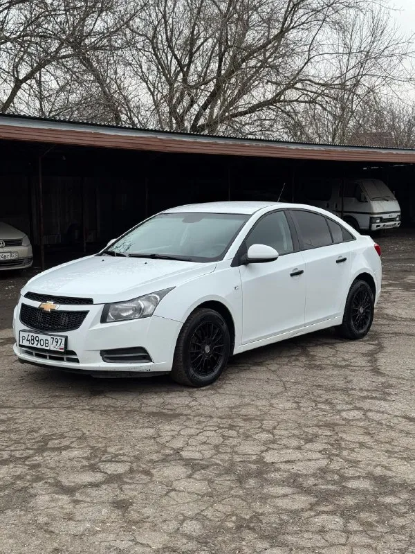 Chevrolet cruze 2012 1.6 мкпп
Цена: 695.000₽ + разумный торг реальному покупателю
Chevrolet круз
- Пробег 140.000 км (родной)
- 2 Ключа
- Мотор коробка в отличном состоянии нареканий нет, не дымит не троит, делать ничего не нужно сел и поехал
- Салон как новый, чистый ухоженный
- Зимняя резина
- Комплектация 2 эл. Стеклоподъемника, подогрев сидений, подогрев заднего стекла, эл. Регулировка зеркал, стоит хороший свет
- Печка, кондиционер все работает
- Документы кристально чистые, без штрафов, запретов и т. Д
Переоформление без проблем могу присутствовать в мрэо
Осмотр макеевка
Тел: +79490976176
📞 Звоните: +7(949)0976176 - фотография - 4