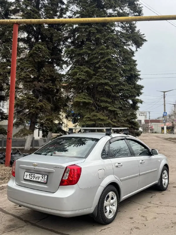 В продаже эксклюзивный вариант
Chevrolet lacetti 2005 г. С пробегом 84.000 км, в одних руках с салона, все подтверждается документами и автотекой( причем фиксация пробега была каждый год) автомобиль всю время находился в краснодаре, отсюда и около идеально состояние кузова.
Крашен бампер и частично угол переднего крыла(зацепились об ворота) остальное родной окрас. Толщиномер предоставлю. В дтп не участвовала(все герметики, сварные точки и т. Д. Заводские), ничего не крутилось и не снималось. Остекление оригинал, без трещин и сколов.
Комплектация с кондиционером, стеклоподъемниками, гур, abs, airbag, электрозеркала, сигнализация с обратной связью, неплохая музыка.
Два ключа, птс оригинал.
Ручник держит, автомобиль полностью обслужен. Кпп отлично работает
Новая летняя резина
Тех осмотр пройден.
Кто ищет автомобиль для себя на долгое время - лучший вариант.
+79493594733
620.000 Торг у капота
Макеевка
📲 Tg: @killreall17
📞 Звоните: +7(949)3594733 - фотография - 4
