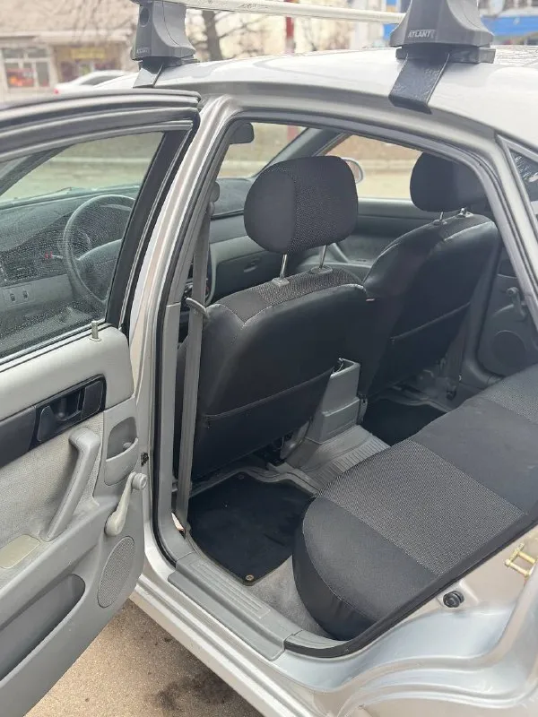 В продаже эксклюзивный вариант
Chevrolet lacetti 2005 г. С пробегом 84.000 км, в одних руках с салона, все подтверждается документами и автотекой( причем фиксация пробега была каждый год) автомобиль всю время находился в краснодаре, отсюда и около идеально состояние кузова.
Крашен бампер и частично угол переднего крыла(зацепились об ворота) остальное родной окрас. Толщиномер предоставлю. В дтп не участвовала(все герметики, сварные точки и т. Д. Заводские), ничего не крутилось и не снималось. Остекление оригинал, без трещин и сколов.
Комплектация с кондиционером, стеклоподъемниками, гур, abs, airbag, электрозеркала, сигнализация с обратной связью, неплохая музыка.
Два ключа, птс оригинал.
Ручник держит, автомобиль полностью обслужен. Кпп отлично работает
Новая летняя резина
Тех осмотр пройден.
Кто ищет автомобиль для себя на долгое время - лучший вариант.
+79493594733
620.000 Торг у капота
Макеевка
📲 Tg: @killreall17
📞 Звоните: +7(949)3594733 - фотография - 6
