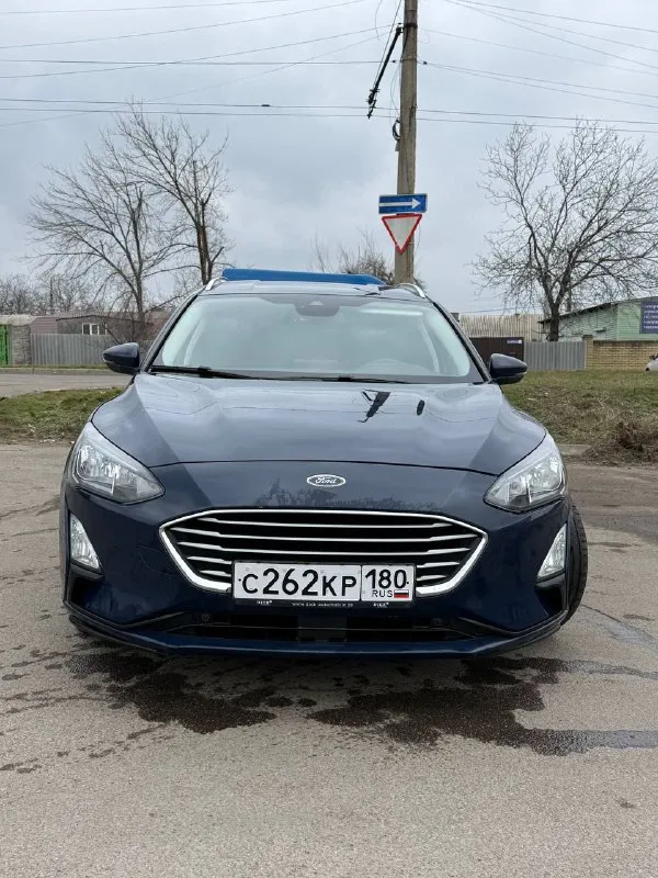Продажа ford focus iv, 2019 г. В. , автомат, 1.5 tdci, дизель, 194.000 км пробег, из германии. Универсал, передний привод, расход 4,5 л. 2 ключа. 2 комплекта колес! Без adblue!!! 8-акпп - aisin! Доступ и заводка без ключа, навигация, android, carplay, раздельный круиз-контроль, датчик мертвых зон, предупреждение столкновения, помехи сбоку, ограничитель скорости, датчик удержания полосы, парктроники перед/зад, датчики света и дождя, и другие полезные функции. В багажнике запаска и домкрат! Новый аккумулятор, после обслуживания.
Цена: 1.470.000 руб.
Звоните: +7(949)3678727 - фотография - 3