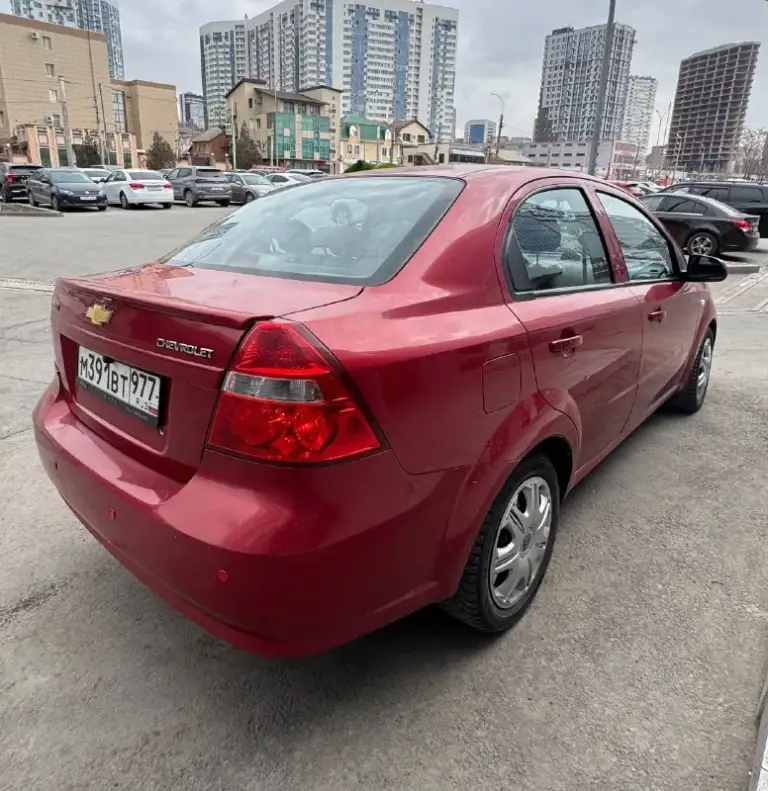 Продаю chevrolet aveo 2006 г 1,4 ат
Хорошая комплектация, климат контроль, центральный замок, мультик руль, 4 стеклоподъемники, электрорегулировка зеркал, мультимедиа с камерой заднего вида, видеорегистратор, комплект летней резины на штампах куплена в конце прошлого сезона, стёкла все заводские включая лобовое, новое масло с фильтрами, так же поменял передние диски с колодками, машина в отличном состоянии для своих лет.
Цена 550
Номер для связи +79494513684
+79895560737
📞 Звоните: +7(949)4513684 - фотография - 2