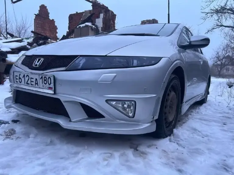 🟢🟢🟢 Срочная продажа 🟢🟢🟢
🚗 Honda civic 5d 2007 года, рестайлинг от завода. Панорамная крыша.
Надежный и экономичный хэтчбек с пробегом 240 тыс. Км. Авто находится в хорошем техническом состоянии. Двигатель 1.799 л.

​🚗Хорошая комплектация:климат и круиз -контроли, подогрев сидений, датчики света и дождя. Все системы работают исправно.

​🚗По кузову состояние нормальное, соответствует возрасту, есть небольшие дефекты (вышлю в лс). По ходовой части все ровно. Машина полностью на ходу и прослужит еще очень долго.
🚗В салоне не курили, все расходники менялись во время, каждые 5000 км

💳 Цена 800 тыс. Руб
Донецк +79495049597 анна
📞 Звоните: +7(949)5049597 - фотография - 1