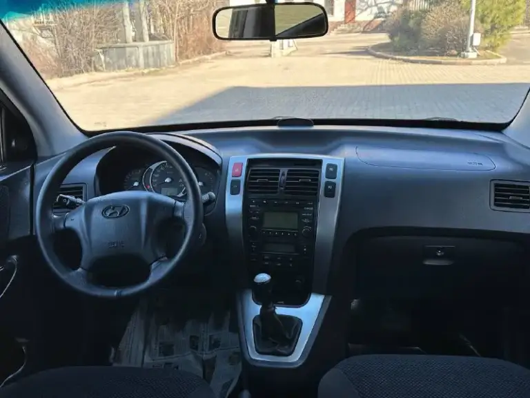Продам hyundai tucson
2.0 Бензин
Передний привод
Год выпуска 2008
Коробка механика
Пробег 191000 тысячи
В идеальном состоянии
Без рыжиков
Без дтп
Без вмятин
Без царапин
По двигателю вся идеальная не троит не дымит масло не кушает
Коробка работает идеально не выбивает не хрустит всё скорости работают идеально
Подвеска вся обслужена ничего не стучит не гремит
Салон чистый ухоженный
По комплектации имеется
Климат контроль работает
Бортовой компьютер
Подогрев сидений
Подогрев зеркал
4 Стеклоподъемник
И многое другое цена 780 000
+79494581808
📞 Звоните: +7(949)4581808 - фотография - 8