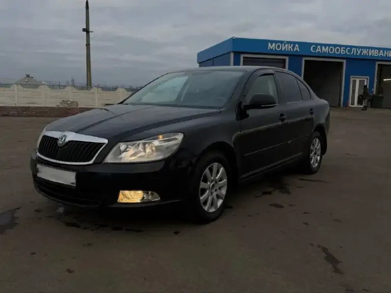 Skoda octavia a5 рестайлинг
Год: 2011
Двигатель: 1.8 турбо
Коробка: автоматическая dsg
Тип кузова: лифтбэк

Автомобиль в отличном состоянии, в правильном черном цвете. Сделано то, стоит stage 1, едет очень бодро. Коробка работает в штатном режиме. Ходовая часть обслужена. По кузову есть жизненные моменты.

Комплектация: 2-х зонный климат-контроль, круиз-контроль, датчик света, датчик дождя, 3-х ступенчатые подогревы сидений, хорошая музыка, 4 эсп.

Цена 700.000руб, реальному покупателю торг.

Г. Шахтерск

+79494431522
+79518398877 - фотография - 3