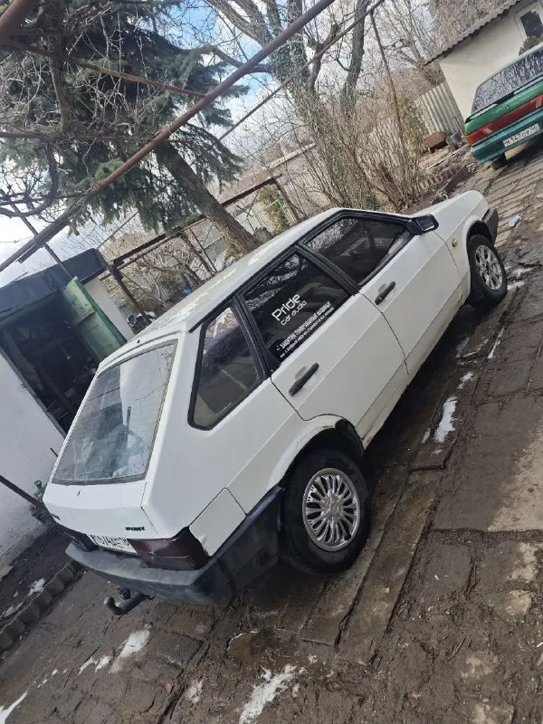 Продам 2109 и 2115, срочно!
2109 На 180 учёте, времянка.
На уверенном ходу
Бодрый, по коробке нет второй. Ходовая норм.
Резина зима.
Кузов живой.
Цена 75 тысяч ру торг
2115, Цена 90к
Бодрый, кпп не выбивает, ходовая часть в порядке.
Кузов не первой свежести, нужно варить дно,
Силовые элементы в порядке.
Салон норм, музыка играет не плохо, газ работает, резина бодрая, электрика вся работает.
Документы рф, на руках только стс, продаю как есть.
Г. Енакиево
+79495819526
📲 Tg: митя
📞 Звоните: +7(949)5819526 - фотография - 1