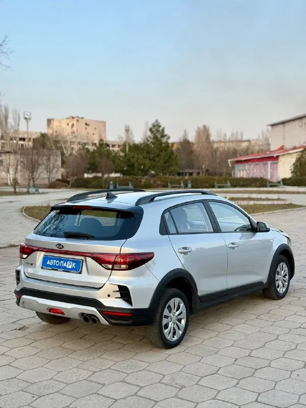 🔘 Kia rio x line

💰Цена: 1 200 000р
🏢Город: мариуполь
📅Год выпуска: 2021
🗒️Пробег: 156 068км.
⚙️Двигатель: 1.6
⛽Топливо: бензин
⚙️Кпп: автомат

📞 Телефон:

+7-949-727-41-51
+7-949-551-91-52
+7-989-263-55-56

💾 Описание:

Kia rio iv поколения в кузове универсал будет идеальным городским автомобилем на каждый день. Надёжный корейский двигатель g4 в паре с классическим автоматом порадует надёжностью, динамикой и маленьким расходом топлива.

☑️ Один владелец
☑️ Родная краска 💯%
☑️ Классический автомат
☑️ Отличная резина

Хорошая комплектация:
- Кожаный мультируль
- Центральный замок
- Электропакет
- Кондиционер
- Птф

🏦 Возможна продажа в кредит по двум документам.

Улица шевченко 269 - фотография - 6
