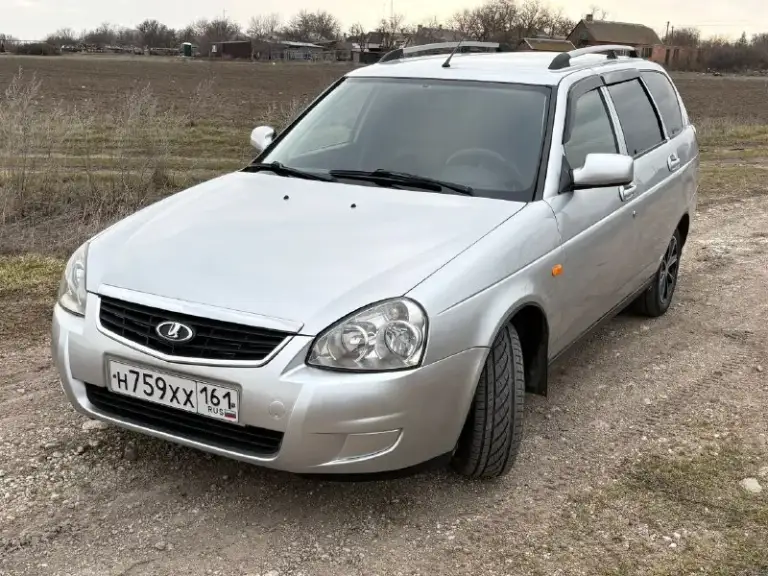 Продам lada priora приора (универсал) 2010г пробег 195т. Км. Автомобиль в очень хорошем состоянии. Все стекла заводские включая лобовое, ничего варить, красить не нужно. Двигатель 1.6 16 кл. ( комплект грм поменян)
Комплектация( кондиционер, эур, абс, передние стеклоподъемники, подушка безопасности, электрорегулировка зеркал и подогрев, центральный замок). Установлена сигнализация starline с автозапуском, штатная музыка, новый аккумулятор.
Авто на летней резине на 14 литых дисках.
Документы чистые, любое переоформление
Цена 375.т. ₽
Осмотр г. Новоазовск
Т. +79493183670
Т. +79493137598 - фотография - 1