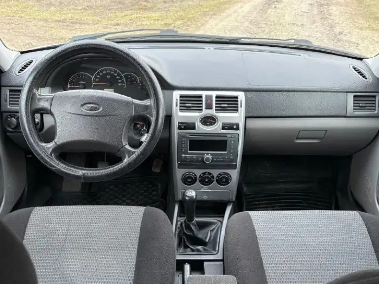 Продам lada priora приора (универсал) 2010г пробег 195т. Км. Автомобиль в очень хорошем состоянии. Все стекла заводские включая лобовое, ничего варить, красить не нужно. Двигатель 1.6 16 кл. ( комплект грм поменян)
Комплектация( кондиционер, эур, абс, передние стеклоподъемники, подушка безопасности, электрорегулировка зеркал и подогрев, центральный замок). Установлена сигнализация starline с автозапуском, штатная музыка, новый аккумулятор.
Авто на летней резине на 14 литых дисках.
Документы чистые, любое переоформление
Цена 375.т. ₽
Осмотр г. Новоазовск
Т. +79493183670
Т. +79493137598 - фотография - 6