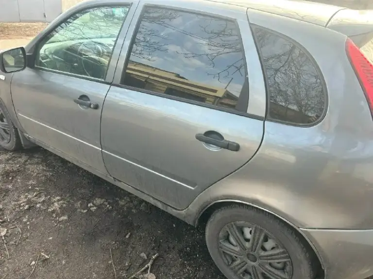 Автор: продам калину рабочая лошадка на каждый день мотор ровный не дымит 175к пробега 2011 год эур сел поехал документы порядок птс стс 200к торг у капота +79493397325.. !!!наш телеграм канал [ бесплатное размещение за репост!!! Правила сообщества [ мы в мах [ [
📞 Звоните: +7(949)3397325 - фотография - 1