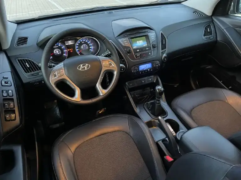 ☑️ Hyundai ix35 рестайлинг☑️
В шикарном состоянии!
✅Полный привод 4 wd
✅1 Хозяин
✅Без дтп!
✅Год выпуска 2014
✅ 2.0
✅Бензиновый (атмосферный)
✅Коробка механика 6 ступка
✅Пробег 215 тыс. Км.
✅Автотека зелёная
✅2 Ключа
✅Сигнализация
✅Режим eco
✅Разъемы под aux usb
✅Разъем 12v
✅Камера заднего вида
✅Литые диски r17

🔥В подарок новому владельцу🔥 ✅полный бак топлива
✅Донецк. Стоимость 1.395.000₽🔥
Тел. +7949-50-800-60
📞 Звоните: +7(949)5080060 - фотография - 10