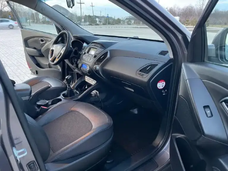 ☑️ Hyundai ix35 рестайлинг☑️
В шикарном состоянии!
✅Полный привод 4 wd
✅1 Хозяин
✅Без дтп!
✅Год выпуска 2014
✅ 2.0
✅Бензиновый (атмосферный)
✅Коробка механика 6 ступка
✅Пробег 215 тыс. Км.
✅Автотека зелёная
✅2 Ключа
✅Сигнализация
✅Режим eco
✅Разъемы под aux usb
✅Разъем 12v
✅Камера заднего вида
✅Литые диски r17

🔥В подарок новому владельцу🔥 ✅полный бак топлива
✅Донецк. Стоимость 1.395.000₽🔥
Тел. +7949-50-800-60
📞 Звоните: +7(949)5080060 - фотография - 7