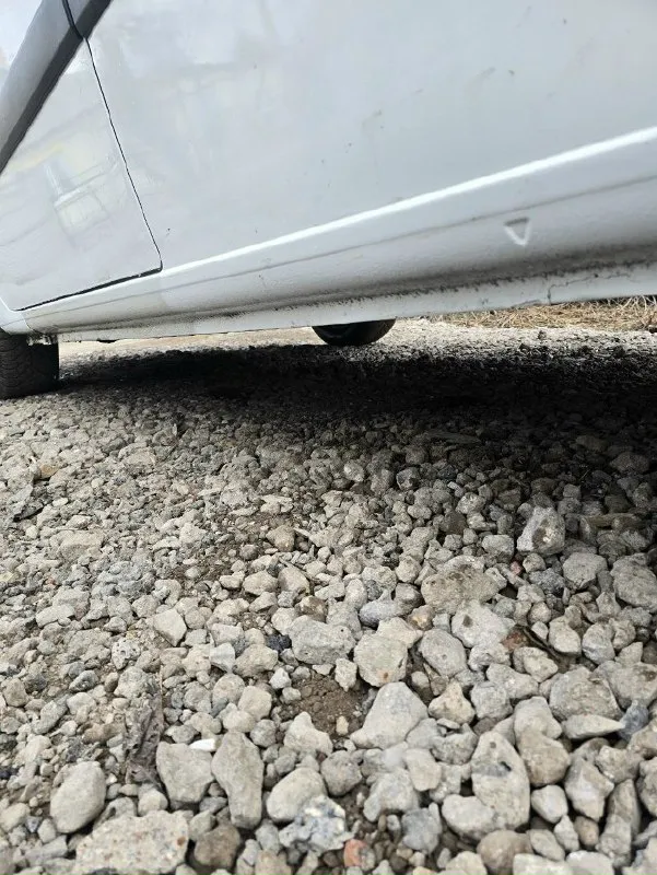 Продам renault kangoo 2009г.1,5 dci авто в отличном состоянии, полностью обслужено, примят правый порог, на его ремонт уступлю. Мини линзы в фарах, сиденья передние и задние с hyundai сантафе, передние с обогревом, новое лобовое стекло. Мотор контрактный с пробегом 90000км. , все документы на него имеются, он вписан в тех паспорт. Постоянный учёт рф 180 регион. Цена 650000т. Торг 79493338357 юрий
📞 Звоните: +7(949)3338357 - фотография - 5
