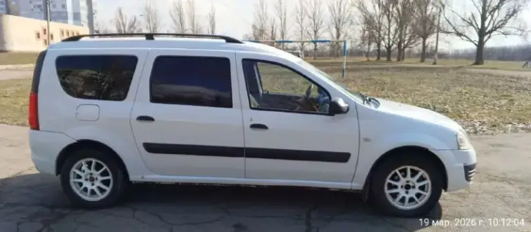 Собственник
Продам lada largus ( лада ларгус) досанкционная сборка, 2013г
253.000 Км
Двигатель 1.6 рено к7м, самый простой и надёжный.
Кпп включается мягко, не гудит, не выбивает.
Подвеска полностью обслужена.
- 7 Мест
- Диски r15
- Кузов оцинкован
- Кондиционер
- Гидроусилитель руля
- Электростеклоподъемники
- Подогрев сидений
- Центральный замок
Машина полностью обслужена, вложений не требует.
Г. Донецк
580 000₽ + Минимальный торг у капота
+79494194769
+79497989192 - фотография - 2