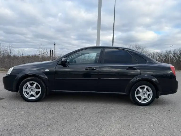 Продам chevrolet lacetti
Год выпуска 2008
Двигатель 1.6
Максимальная скорость 175 км/ч
Максимальная мощность 109 л. С.
Привод передний
Коробка автомат, самый надежный(4 ст)
Топливо ⛽️ бензин
Расход средний 8.1л/100км
Кузов(седан)
Цвет черный
Пробег 182 тыс
Автомобиль в родном окрасе, без дтп, без коррозии
Стекла родные
Ходовая часть исправна
Масло, ремни, ролик заменены
Два комплекта колес(новые)
Коробка автомат работает идеально
Кондиционер
Электрозеркала
Абс
Без вложений
Собственник по документам
Гаражное хранение
Смотреть в пгт володарское(мариуполь)
+79497280536
❗️❗️❗️Возможен автокредит ❗️❗️❗️
Цена 575 тыс
📲 Tg: вадик
📞 Звоните: +7(949)7280536 - фотография - 3