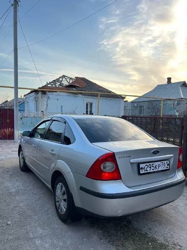 Продам ford focus 2
Год: 2006
Двигатель 1.8 газ/бензин работает отлично, газ недавно обслужен, очень экономная езда! По ходовой недавно обслужена делать ничего не нужно, кузов в достойном состоянии не гнилой, пороги, днище целое делать ничего не нужно, в серьезных дтп не был! На автомобиле установлена линзовая оптика светит шикарно, фары затянуты в бронепленку! Вместо замка зажигания установлен старт-стоп то есть заводиться с кнопки! Комплектация комфортная с подогревами сидений, лобового, зеркал, эл. Фары, эл. Зеркала, дисковые тормоза в круг, центральный замок, андроид дисплей 4/64, к нему подключен усилитель на все колонки играет очень громко!
Документы чистые, тех осмотр есть!
Торг есть
Цена: 545000
📍Мариуполь
📞+79496463727 - фотография - 4