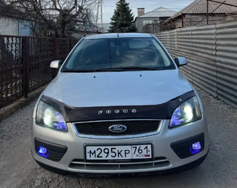 Продам ford focus 2
Год: 2006
Двигатель 1.8 газ/бензин работает отлично, газ недавно обслужен, очень экономная езда! По ходовой недавно обслужена делать ничего не нужно, кузов в достойном состоянии не гнилой, пороги, днище целое делать ничего не нужно, в серьезных дтп не был! На автомобиле установлена линзовая оптика светит шикарно, фары затянуты в бронепленку! Вместо замка зажигания установлен старт-стоп то есть заводиться с кнопки! Комплектация комфортная с подогревами сидений, лобового, зеркал, эл. Фары, эл. Зеркала, дисковые тормоза в круг, центральный замок, андроид дисплей 4/64, к нему подключен усилитель на все колонки играет очень громко!
Документы чистые, тех осмотр есть!
Торг есть
Цена: 545000
📍Мариуполь
📞+79496463727 - фотография - 5