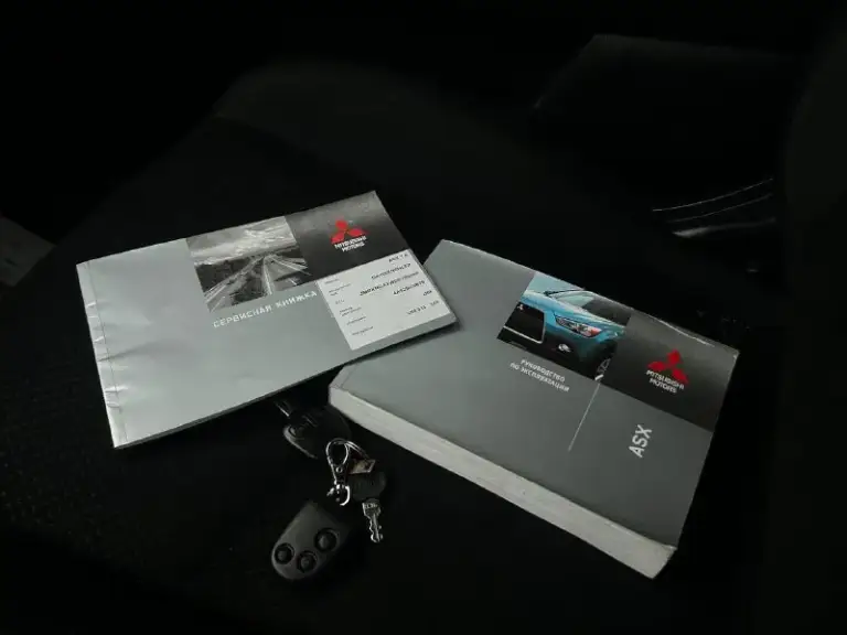 Mitsubishi asx рейсталенг
Год выпуска:2013
Объём :1.6.v16
Кпп механическая
Родной пробег:134.000км
Один собственник
Цена 980.000 руб

Авто в родном окрасе, без дтп
Максимально комфортабельный и вместительный салон!
История автомобиля прозрачна и чиста
Куплена для себя и обслуживалась всегда у официального дилера
Технически авто без вложений
Недавно проведено полное т. О
Автомобиль обслуживался всегда по регламенту, готов на любые проверки!

Комплектация:
Бортовой компьютер,
Подогрев сидений,4 стеклоподъемника, кондиционер, электро зеркала, противотуманные фары, подогрев стекл, электро зеркала,
Камера заднего вида, abs, esp, aux, bluetooth, так же много прочего для комфортного вождения!

По документам авто кристально чистый я собственник, автомобиль на 180 регионе,
Тех осмотр пройден, страховка есть, любой вид оформления!

Цена 980.000 руб

+7(949)-126-88-71

Г. Донецк - фотография - 10