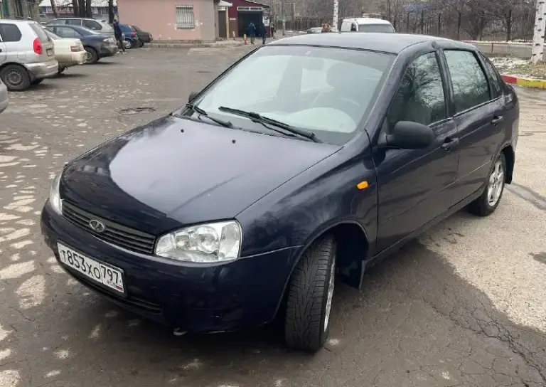 Продам ладу калину в хорошем состоянии, 2007 год,147.000 пробег, цена 300 000 рублей, не гнилая, двигатель на отлично, коробка отлично. Комплектация: электроусилитель руля, центральный замок,2 стеклоподъемника, имеется музыка. Переобута на зимнюю резину. Есть летняя резина, газовое оборудование. 2 владельца. Макеевка. Торг небольшой у капота. +7 (949) 496-06-34 - фотография - 4