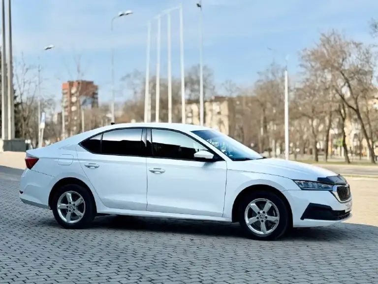 Skoda octavia a8
Год 2021
1.6 Бензин
Автомат
Пробег 117 родной
Автомобиль в отличном состоянии
Комплектация пред максимальная!
Лазерная оптика кар плей и много чего есть !
Вложений не требует
Цена 1.650.000 тысяч рублей
Тел +7(949)910-02-20
Тел +7(909)408-88-98
Telegram whatsapp
Возможно в кредит ‼️
Возможен обмен с вашей доплатой!
📲 Tg: @ivan1293
📞 Звоните: +7(949)9100220 - фотография - 6
