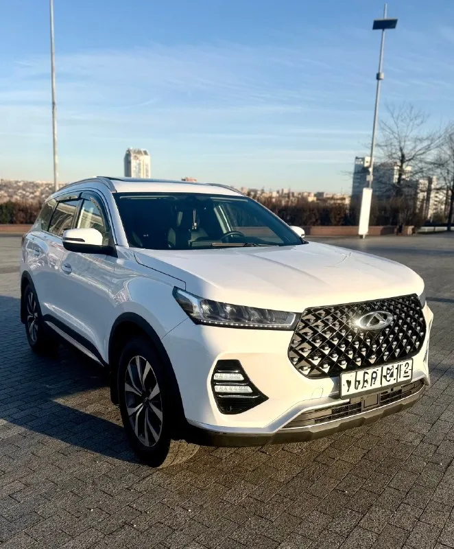 Chery tiggo 7 pro
В максимальной комплектации!
✅Родной пробег 64т. Км
✅Без подкрасов, без дтп
В эксплуатации с 2022 года.
Комплектация включает в себя : мультируль, безключевой доступ, start-stop, электроручник, carplay, датчик дождя и света, подогревы сидений, дневные ходовые огни, управление телефоном, автозапуск, беспроводная зарядка, камера заднего вида, камеры 360, люк, панорама, новая зимняя резина, все стеклоподъемники, 2-зонный климат-контроль, большой экран мультимедиа, подогрев переднего и заднего стекол, подогрев руля, помощь при спуске, кожаный салон, 2 ключа. Видео по запросу.
Цена 1.680.000р
Телефон: +7 (949) 404-97-78
Если не дозвонились пишите в телеграмм или whatsapp.
📞 🇷🇺 Звоните: +79494049778 - фотография - 1
