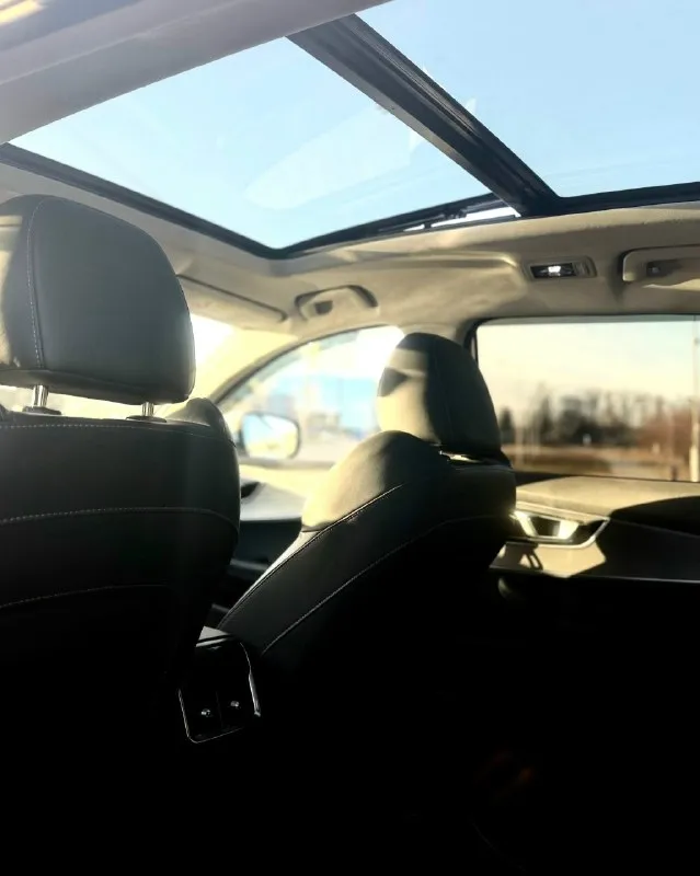 Chery tiggo 7 pro
В максимальной комплектации!
✅Родной пробег 64т. Км
✅Без подкрасов, без дтп
В эксплуатации с 2022 года.
Комплектация включает в себя : мультируль, безключевой доступ, start-stop, электроручник, carplay, датчик дождя и света, подогревы сидений, дневные ходовые огни, управление телефоном, автозапуск, беспроводная зарядка, камера заднего вида, камеры 360, люк, панорама, новая зимняя резина, все стеклоподъемники, 2-зонный климат-контроль, большой экран мультимедиа, подогрев переднего и заднего стекол, подогрев руля, помощь при спуске, кожаный салон, 2 ключа. Видео по запросу.
Цена 1.680.000р
Телефон: +7 (949) 404-97-78
Если не дозвонились пишите в телеграмм или whatsapp.
📞 🇷🇺 Звоните: +79494049778 - фотография - 3