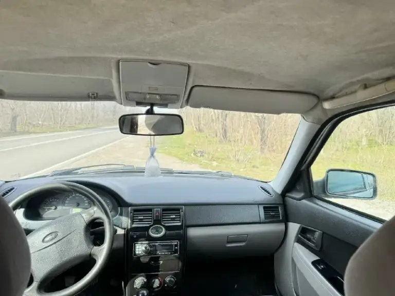 Продам приору 2007г. В 1.6 л, 16v в очень красивом цвете 😍 автомобиль технически в хорошем состоянии. Абсолютно чистые документы, зеленая автотека. Полное переоформление. Дно, стаканы - все целое. Цена 260тыс. Руб. Символический торг находится в старобешевском районе все подробности по телефону +79494420549
📞 Звоните: +7(949)4420549 - фотография - 9