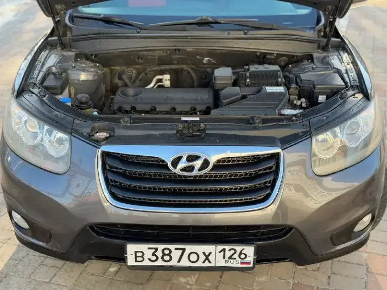 Hyundai santa fe
Год выпуска: 2011
Двигатель: бензин 2.4
Коробка: механика 6-ст
Пробег: 188.000км
✅2 Владельца за все время
✅Птс оригинал
✅Без дтп
✅Родной окрас за исключением одной детали (заднее левое крыло) косметический окрас была притертость не дтп!!!
✅Все стекла родные включая лобовое стекло
✅Салон на лакированном красивом дереве
✅Климат контроль 2-х зон
✅Подогрев сидений 2 режима
✅Мультируль
✅Штатная акустика с магнитолой
✅Обогрев лобового стекла
✅4 Эл стеклоподъемника
✅Эл регулировка зеркал
✅Птф
✅Новая зима на дисках 17 радиуса
✅2 Комплекта ключей с сигнализацией
✅Сервисные книжки

Автомобиль в идеальнейшем состоянии для своих лет, родной окрас за исключением заднего левого крыла(был косметический окрас)не дтп!!! Коробка 6-ст пререклбчает отлично не выбивает не разболтана! Подвеска вся обслужена от а до я ничего делать не нужно! Расход 7-8л! Авто в редчайшем состоянии с южного края ставрополь
Цена 1.100.000 рублей
Торг у капота реальному покупателю!
+79495205833 Александр - фотография - 7