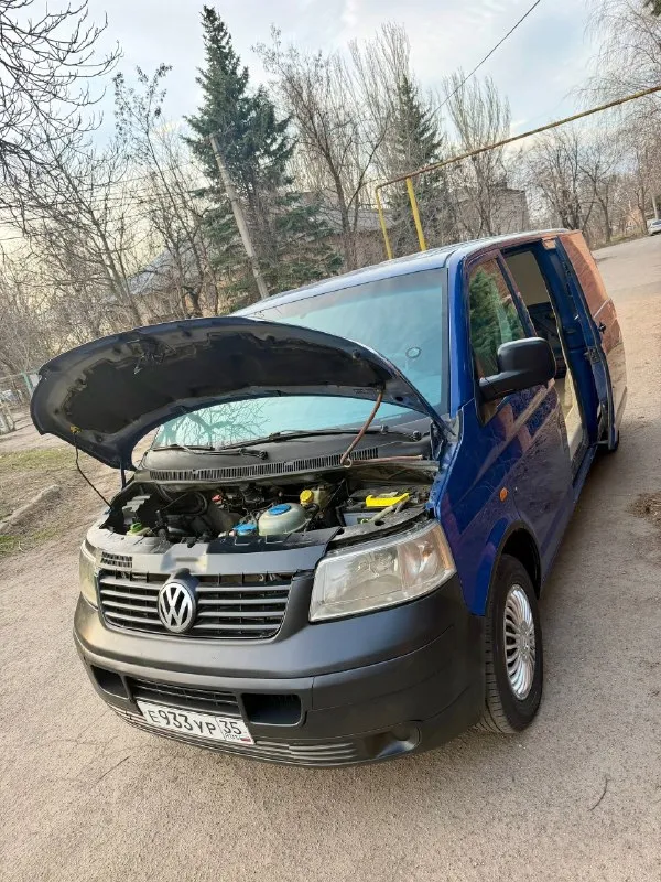 Продам volkswagen t5 1.9 tdi 2006 год
Грузовой фургон в длинной базе (long),
2 Сдвижные двери, кузов изотермический,
Авто в отличном состоянии, двигатель работает идеально, масло не ест, запускается в любой мороз, кузов в хорошем состоянии для своих лет, турбина работает идеально, коробка 5ст переключается легко, ничего не хрустит и не выбивает, не давно меняли сцепление, по электрике все работает, ходовая часть перебрана, топливный фильтр новый, в фарах стоят led линзы,
Пробег автомобиля 284 000км, комплектация: 2эл подъемника, эл зеркала с подогревом, abs, asc, резина лето, остаток нормальный, авто готово к работе, сел и поехал) авто пригнано с германии в 2011 году, с тех пор 2 владельца
Есть видео работы двигателя, скину по запросу!
Осмотр в макеевке ✅ цена 875 000 руб ✅ звоните: +79495570537 феникс
Либо +79920409993 теле2
📞 🇷🇺 Звоните: +79495570537 - фотография - 6