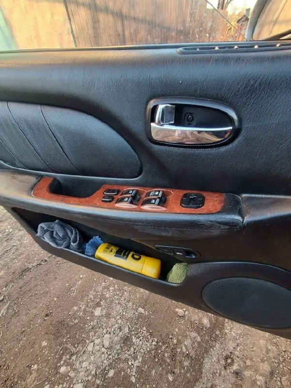 Hyundai соната 2005.год объем двигателя 2.7 автомат. Полная комплектации. Резина зимняя. Електро привод сиденье климат контроль. Музыка. С документами все отлично. Прошол техосмотр. Авто находится в горловке цена 470 руб небольшой торг. +79493757230.
📞 Звоните: +7(949)3757230 - фотография - 7