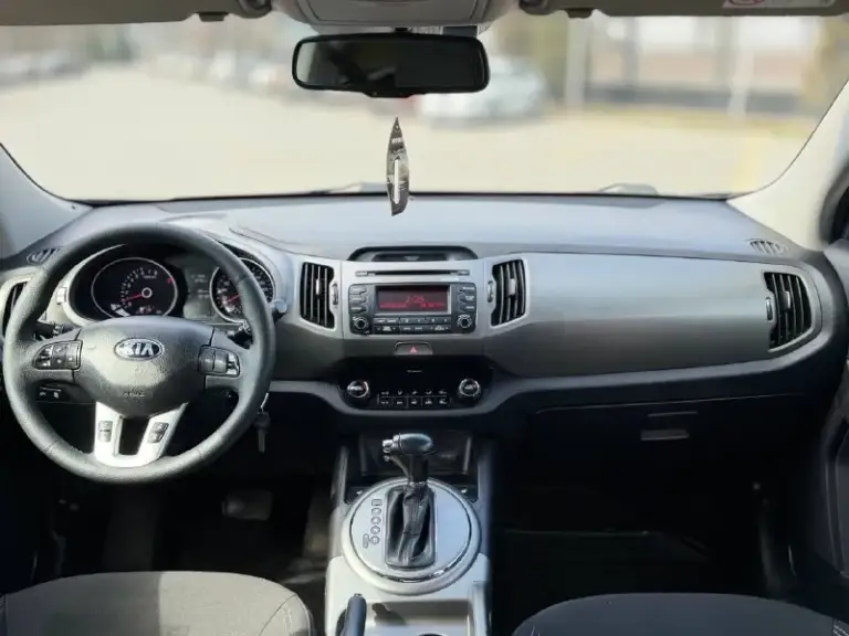 Kia sportage рестайлинг ✅✅✅
Год 2015
2.0 Бензин гильзован✅
Автомат
Автомобиль весь в заводском окрасе 100%
Вложений не требует
Кузов без дефектов
Комплектация есть все кроме кожи !
Цена 1.335.000 тысяч рублей
Тел +7(949)910-02-20
Тел +7(909)408-88-98
Telegram whatsapp max
Возможно оформление в кредит ✅✅
📲 Tg: @ivan1293
📞 Звоните: +7(949)9100220 - фотография - 8