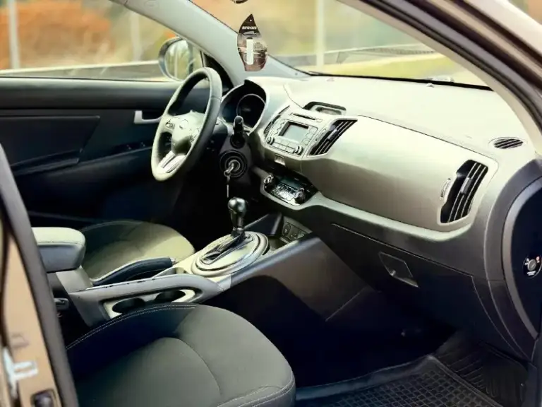 Kia sportage рестайлинг ✅✅✅
Год 2015
2.0 Бензин гильзован✅
Автомат
Автомобиль весь в заводском окрасе 100%
Вложений не требует
Кузов без дефектов
Комплектация есть все кроме кожи !
Цена 1.335.000 тысяч рублей
Тел +7(949)910-02-20
Тел +7(909)408-88-98
Telegram whatsapp max
Возможно оформление в кредит ✅✅
📲 Tg: @ivan1293
📞 Звоните: +7(949)9100220 - фотография - 9