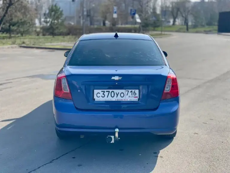 Chevrolet lacetti
Год 2008
Цвет синий
Обьем 1.6
Комплектация люкс
Рыжиков гнили нет
Автомобиль в дтп не участвовал
Выглядит как на фото
Вложений не каких не требует
Сел поехал
Двигатель на 5+
Не дымит не троит масло абсолютно не ест
Коробка на 5+ не хрустит не выбивает
Ходовая так же плотная стуков грюков нет едет уверенно
Салон чистый ухоженный
Комплектация люкс
Кондиционер
4 Стеклоподъемника
2 Подушки безопасности
2 Подогрева сидений
Электро регулировка зеркал
Обогрев заднего стекла
Абс
Хорошая аудио система с планшетом
Сигнализация центральный замок
Лед лампы ближний дальний
Противотуманые фары
2 Комплекта колес зима лета
По документам все кристально чисто
Штрафов ограничений залогов нет
Цена 575.000₽
Разумный торг у капота
Номер для смс и звонков
+79492469826 - фотография - 6