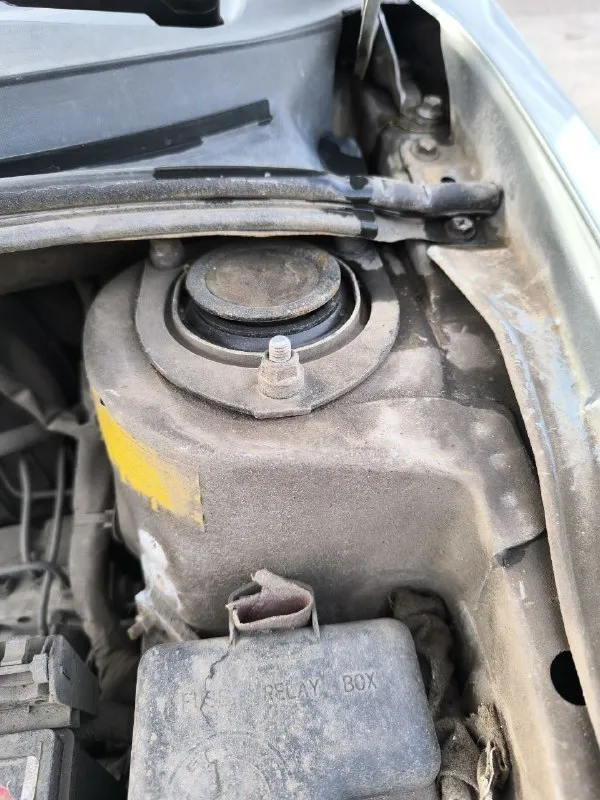 Продам geely mk 2011 года. Автомобиль в хорошем состоянии для своего года, использовался аккуратно, в одной семье, 2 записи в птс.
- Пробег 93000
- Двигатель работает ровно, не дымит, не троит, масло от замены до замены;
- Коробка переключает четко, без вопросов;
- Ходовая без посторонних стуков, сбита, обслужена;
- 2 Комплекта колес ( лето и зима на литых дисках);
- Мультимедиа (андроид)
- Хороший свет ( новые фары, led-лампы везде. Старые фары могу подарить)
- Кузов, пороги, стаканы без гнили.
Любые проверки на сто за ваш счет.

Кузов выглядит достойно, без серьёзных дтп. Присутствуют небольшие возрастные следы эксплуатации. Салон чистый и ухоженный. Машина полностью обслужена, вложений не требует — сел и поехал.

Отличный экономичный вариант для города или как первый автомобиль.
💰Цена 440 000 рублей. Небольшой торг у капота.
Вопросы по телефону +79900078624 - фотография - 7