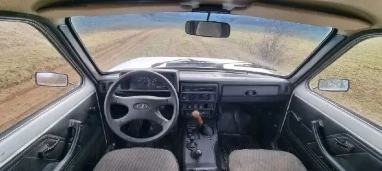 Нива 4×4 niva 2006г.1хоз. 315 т. Р
Дно, пороги, ланжероны - все целое. , коробка, раздатка, карданы - работает без нареканий. Ходовая часть вся обслужена. Масла везде поменяны.
Выхлопную полностью менял, начиная с выпускного коллектора. Аккумулятор 75 ам. Стоит грязевая резина на новых 15 штампах.
Автомобиль вложений не требует. С пол тычка завёл - поехал, мягкая, шустрая.
Осмотр макеевка
+79490746919
📞 Звоните: +7(949)0746919 - фотография - 6