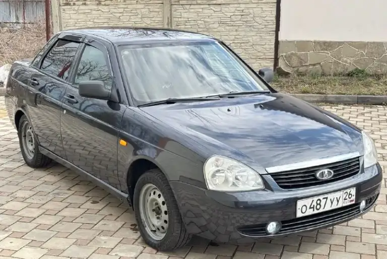 В продаже живая приора! 2009г. В. Автомобиль в заводском исполнении! В заводском окрасе! Пробег 170.000т. Имеется свежая страховка и тех осмотр! Состояние отличное! Авто не требует абсолютно никаких вложений! Днище пороги стаканы низа дверей в идеальном состоянии! Кузов без гнили ржавчины! В заводском окрасе! Все герметики швы точки завод! Остекление родное! Двигатель 1.6 16v работает как часики! Без посторонних звуков! Масло не расходует! Кпп и ходовая часть просто супер! Без нареканий! По комплектации: электро усилитель руля, abs, подогрев сидений, сигнализация, эл. Стеклоподъемники, эл. Регулировка зеркал, сенсорный магнитофон с bt. Стоит очень редкий салон с завода, передние сидения ковши! Документы чистые! Переоформление без проблем. Цена 370.000т. Р торг. Тел: +79499913705. За идеальном в автосалон!
📞 Звоните: +7(949)9913705 - фотография - 1